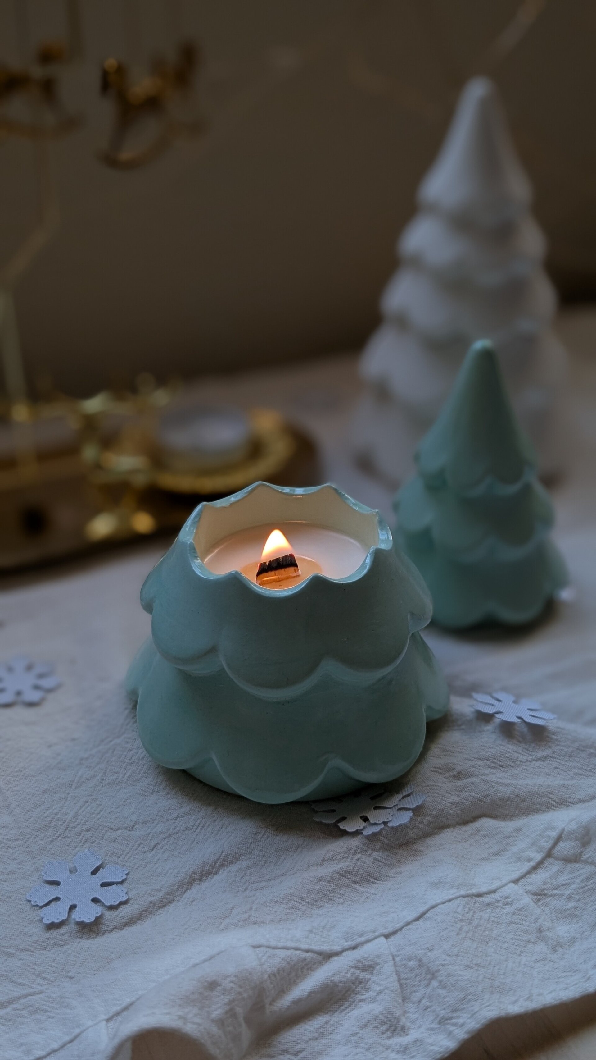 Árbol de Luz - Vela navideña artesanal en forma de árbol - 2