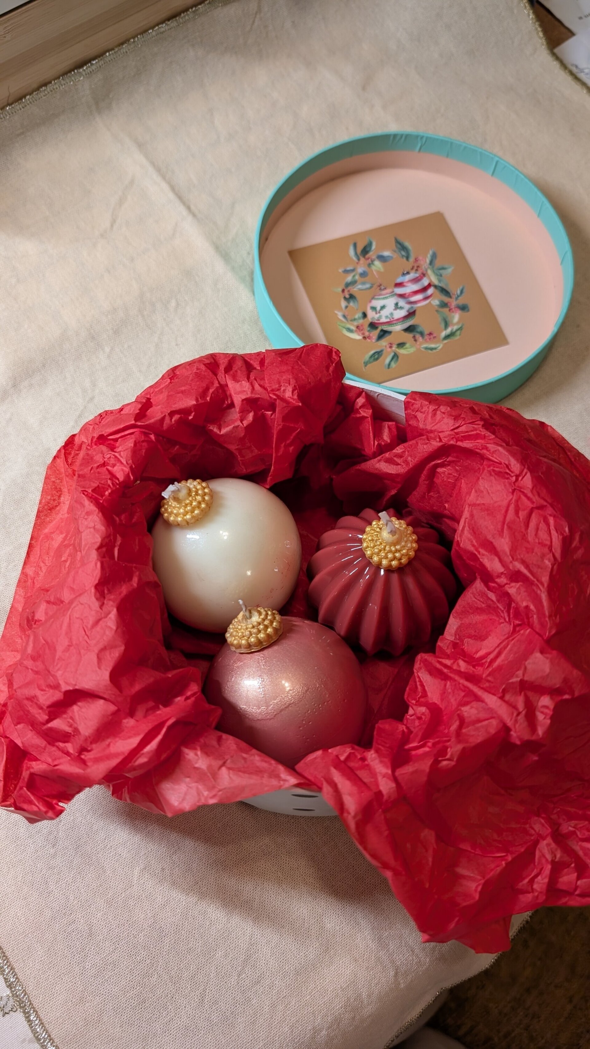 Caja Regalo de Bolas Adornos - 1